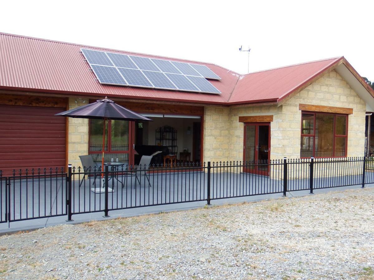Mahana Farm Cottage Dış mekan fotoğraf